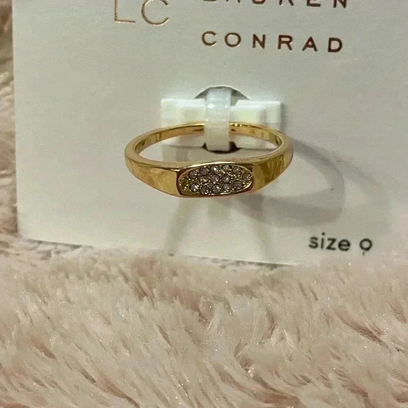 Gold tone with faux crystal accent size 9 ring by Lauren Conrad - Picture 1 of 8